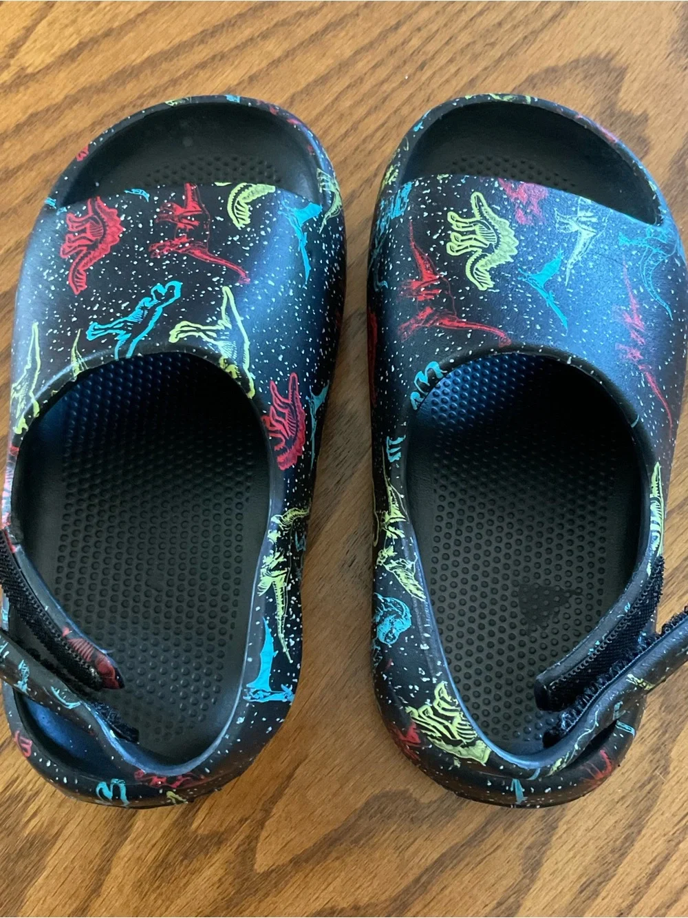 Wonder Nation Prehistoric Kids Neon Dinosaur Print Slip-On Sandals, Sz 9-10
